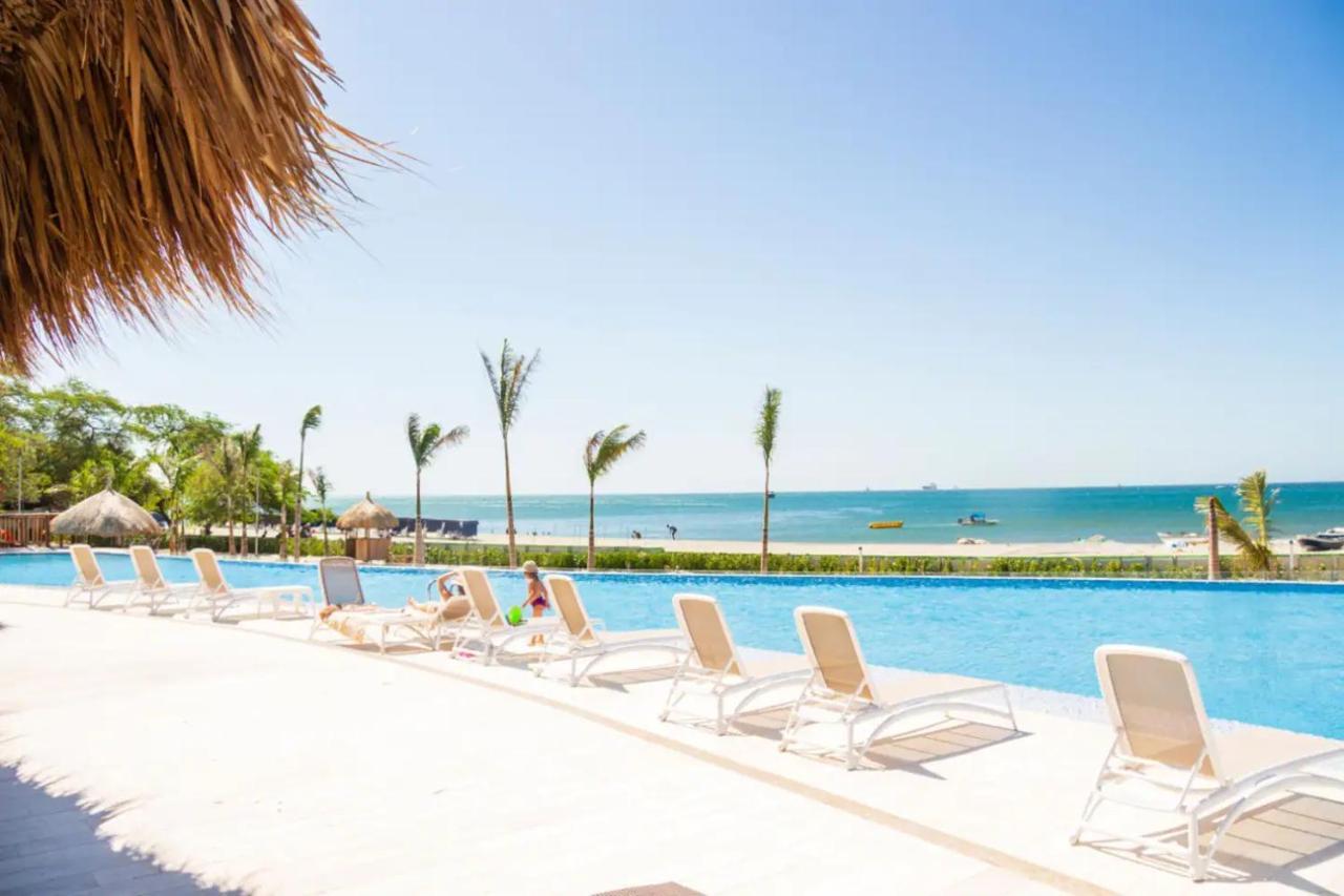 Lujoso Club De Playa Samaria Apartamento